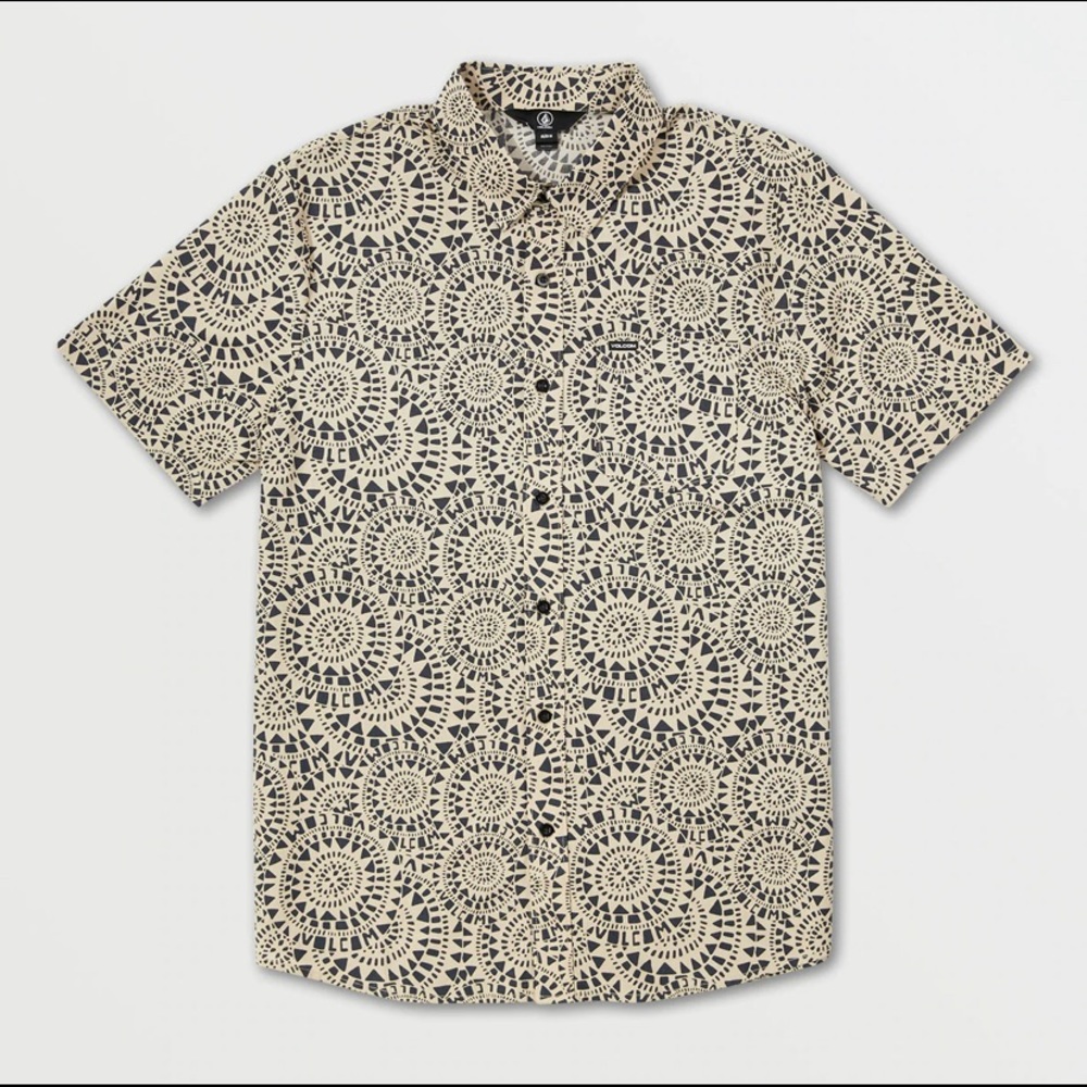 Volcom Warbler Short-sleeve Woven Medallion Button-Up Shirt Men's Med A0402102